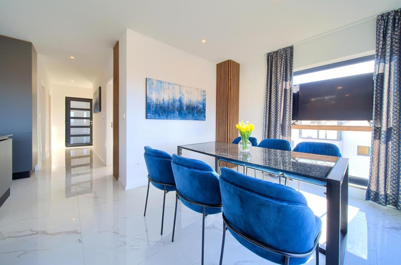 Апартаменты Penthouse Rosa Малинска Экстерьер фото
